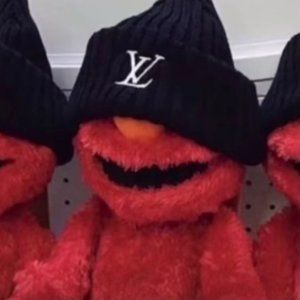 Meet your Posher, Noe